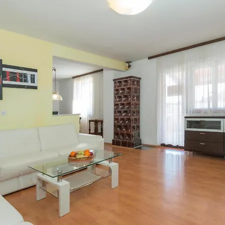 In With Wifi Ferienhaus Pula