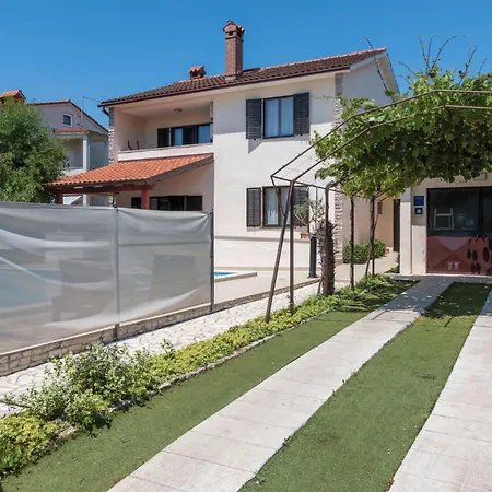 Дом отдыха In With Wifi *