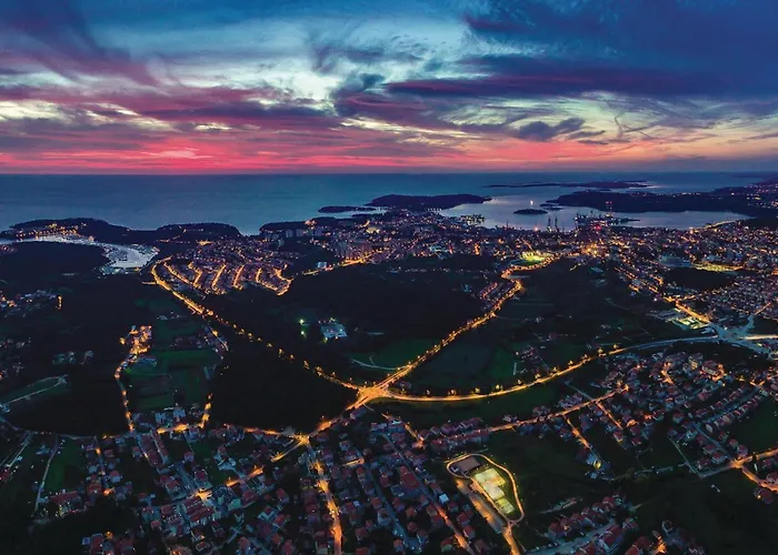 In With Wifi Holiday home *